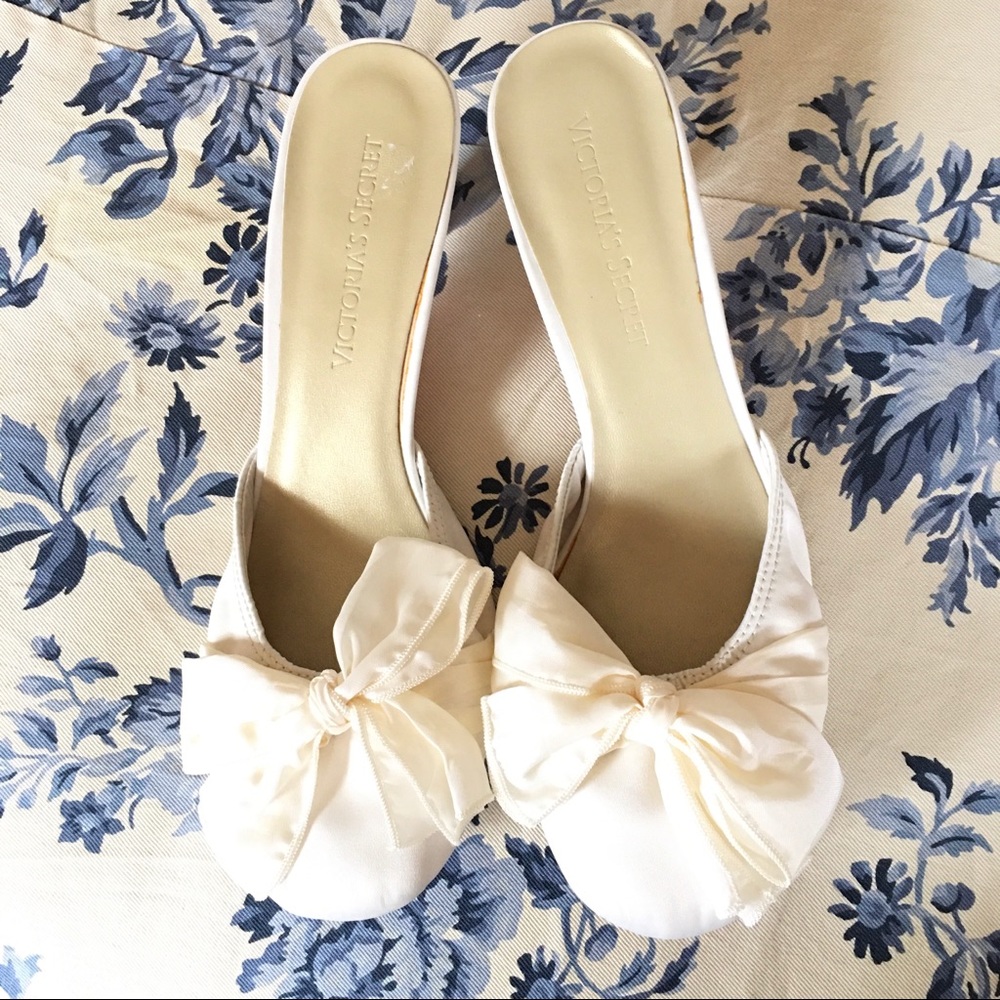 Vintage VS Slippers, 8 EUC